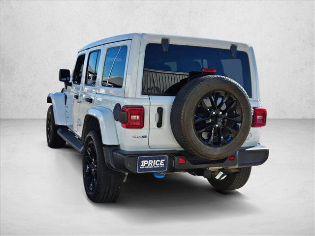 Used 2022 Jeep Wrangler Unlimited Sahara w/ Cold Weather Group image 7