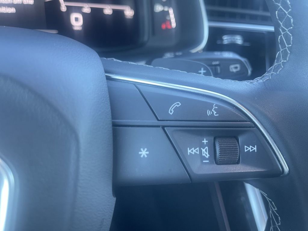 Used 2025 Audi Q7 3.0T Premium Plus image 20