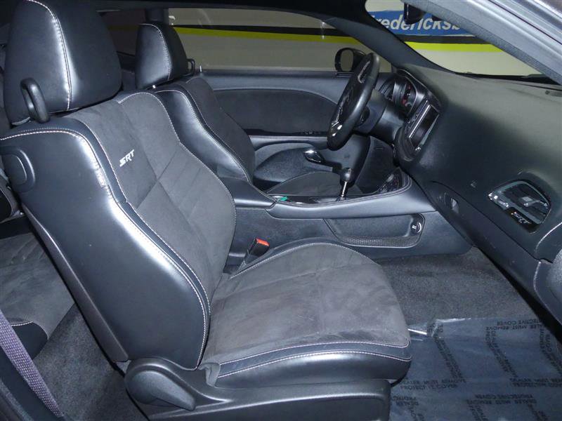 Used 2015 Dodge Challenger SRT Hellcat image 7