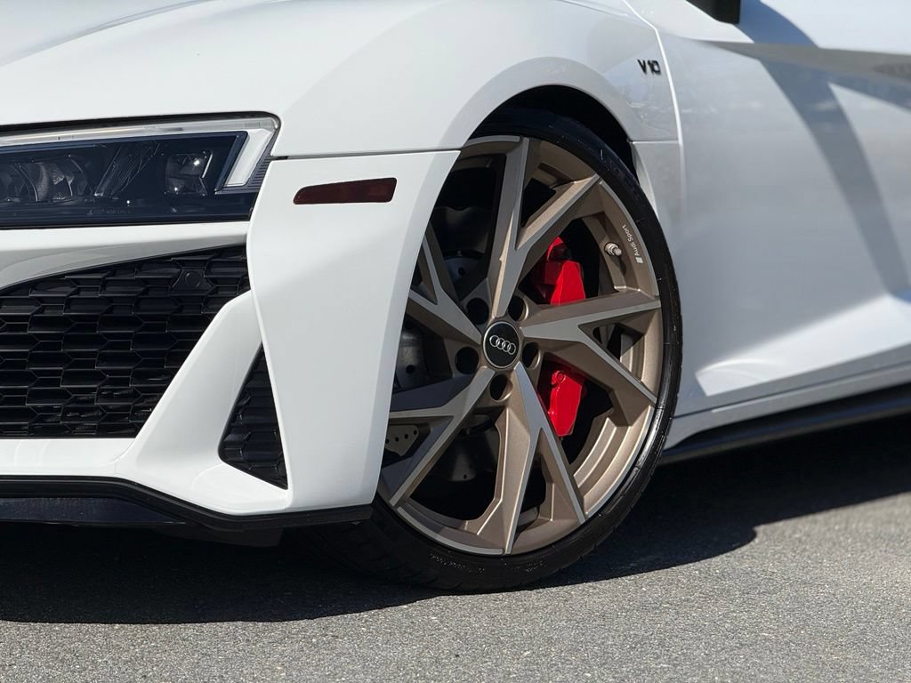 Used 2023 Audi R8 V10 performance RWD image 2