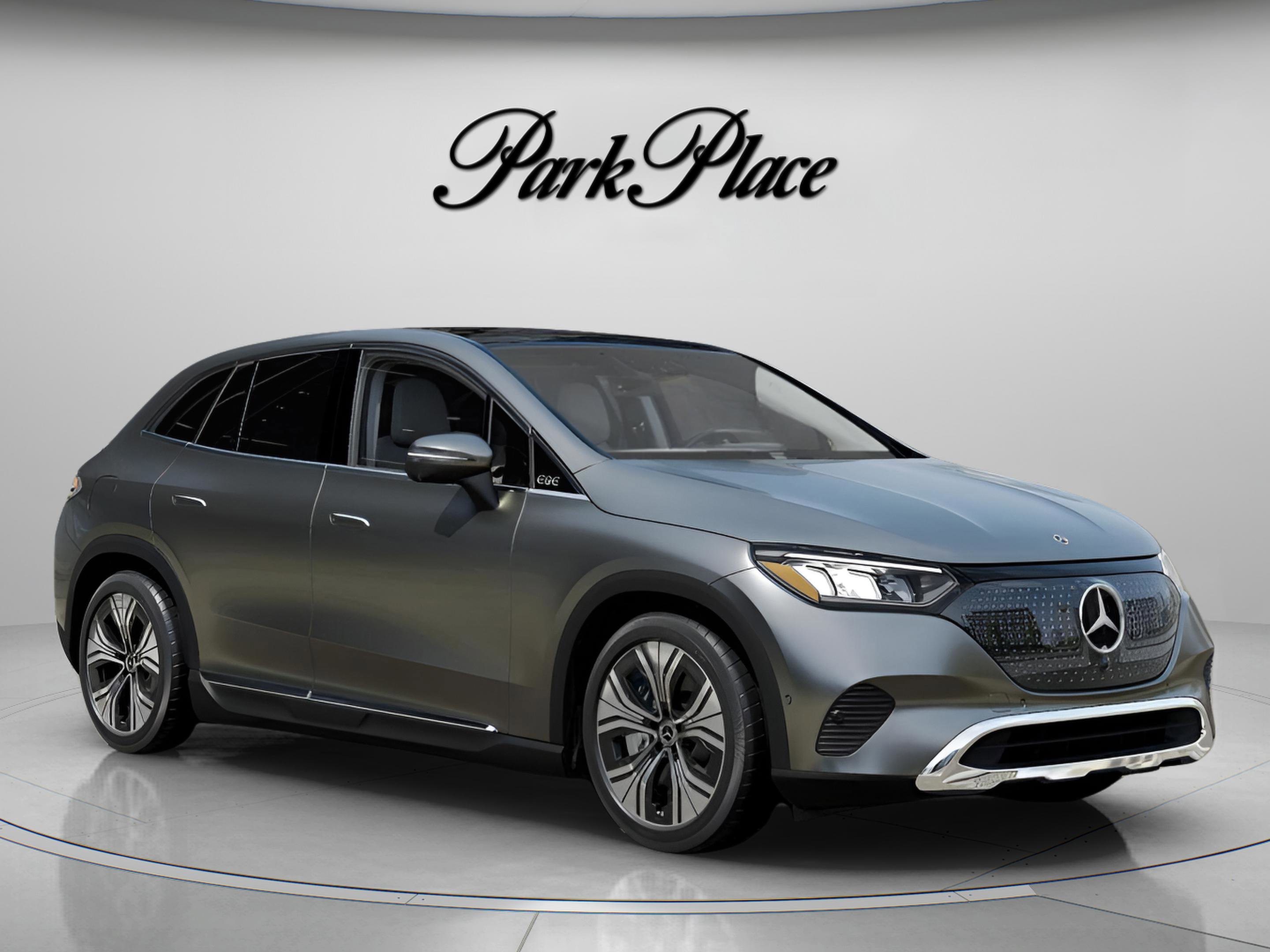 Used 2023 Mercedes-Benz EQE 350+ SUV image 32