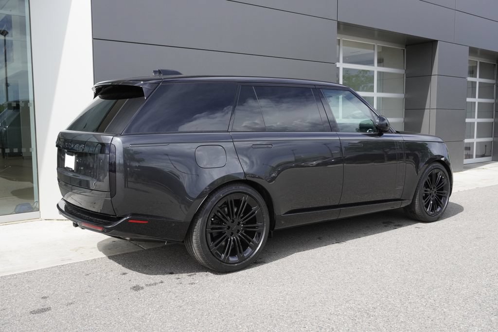 New 2026 Land Rover Range Rover Long Wheelbase Autobiography AWD/4WD image 4