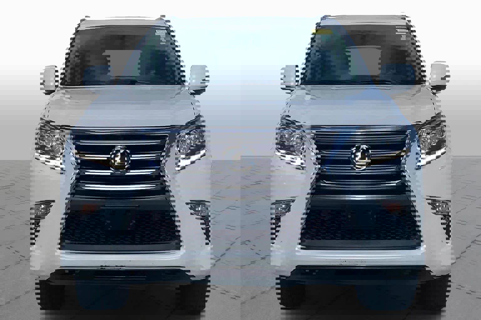 Used 2017 Lexus GX 460 Luxury image 3