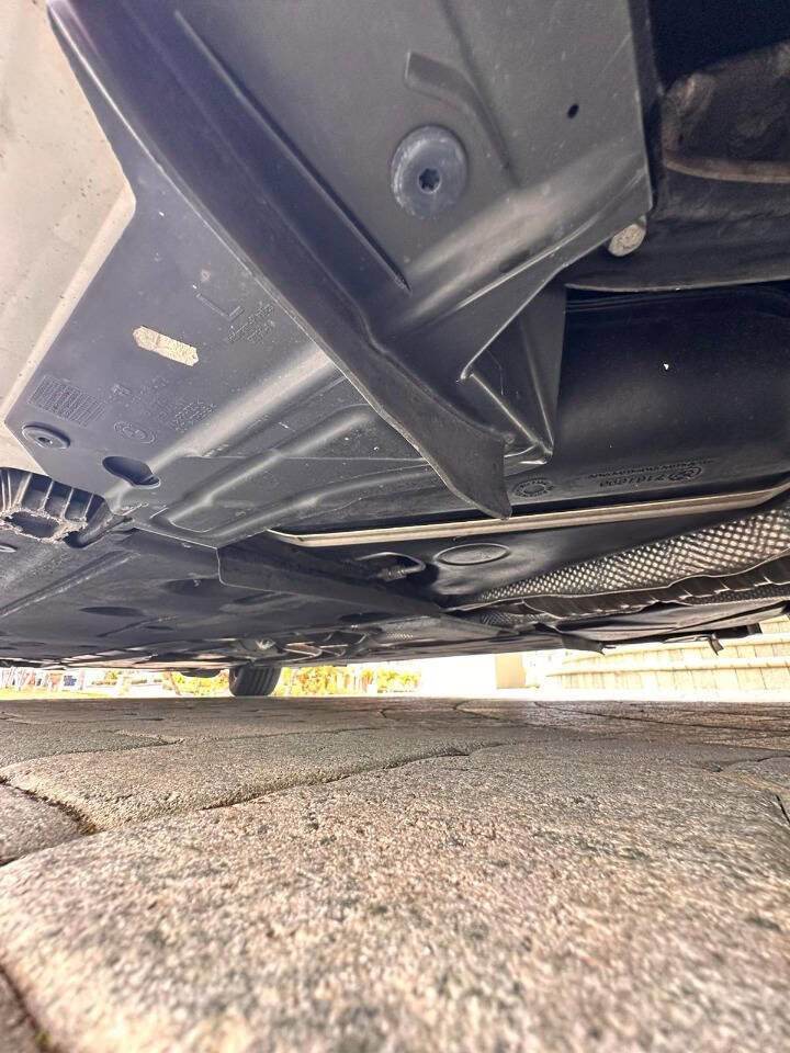 Used 2009 BMW 328i xDrive 328i xDrive AWD 4dr Sedan SULE image 37