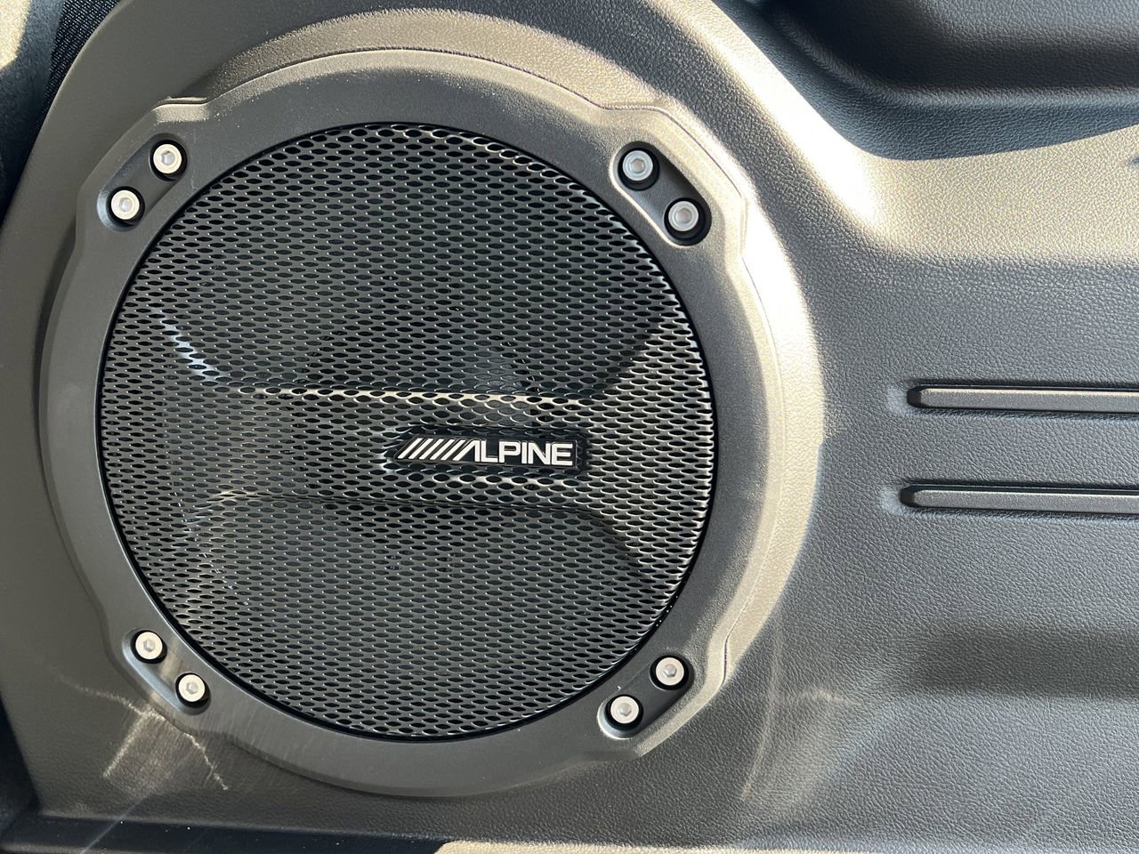 Used 2025 Jeep Wrangler Unlimited Rubicon image 31