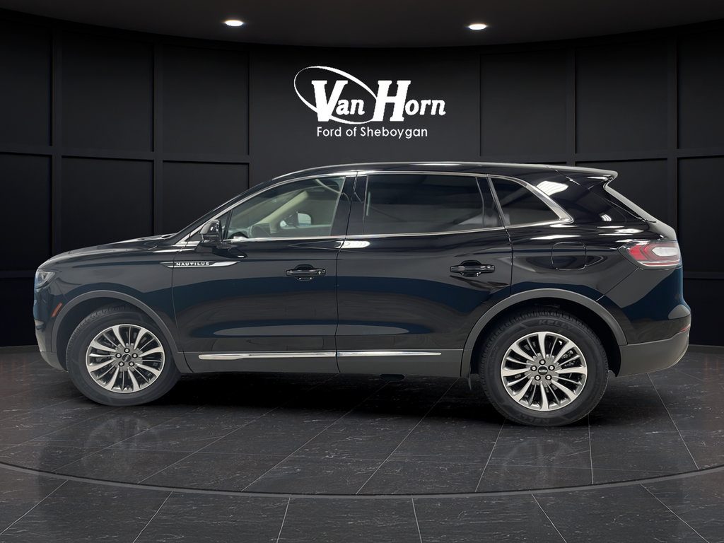 Used 2023 Lincoln Nautilus AWD w/ Premium Package image 4