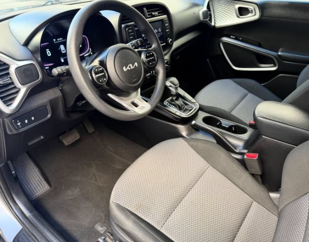 Used 2023 Kia Soul LX w/ Option Group 015 FWD image 12