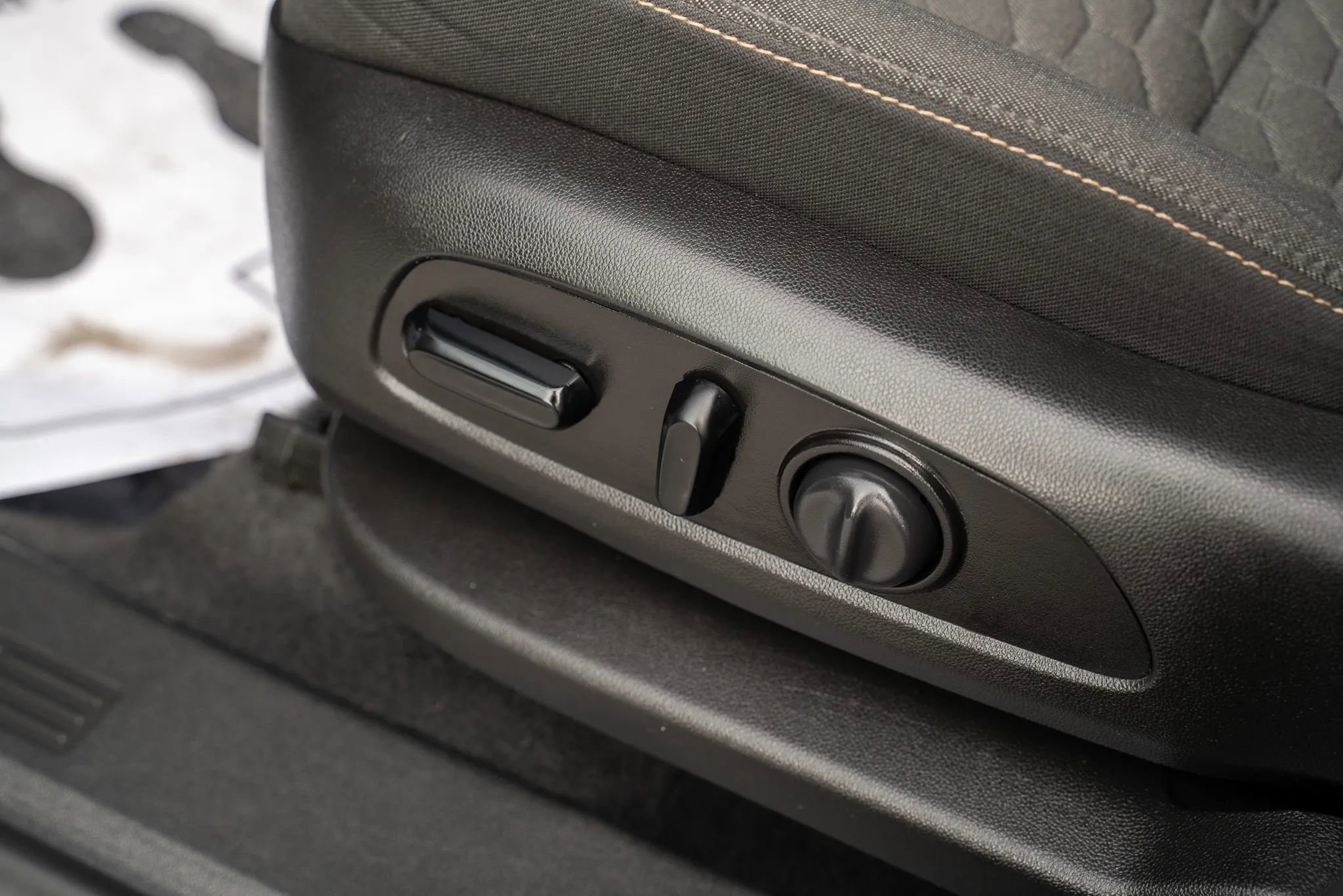 Used 2021 Chevrolet Equinox LT image 16