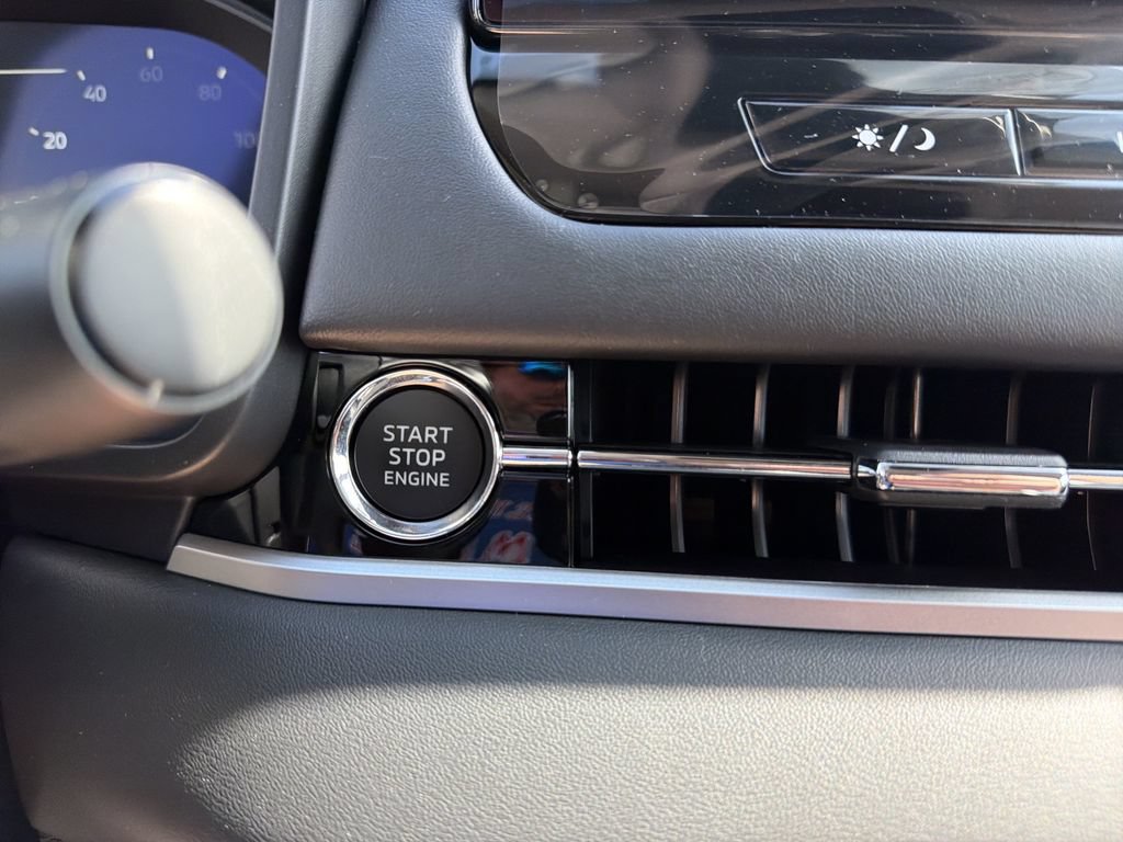 New 2026 Mitsubishi Outlander SE AWD/4WD image 24