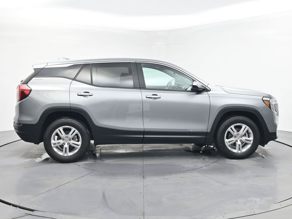 Certified 2024 GMC Terrain SLE image 6