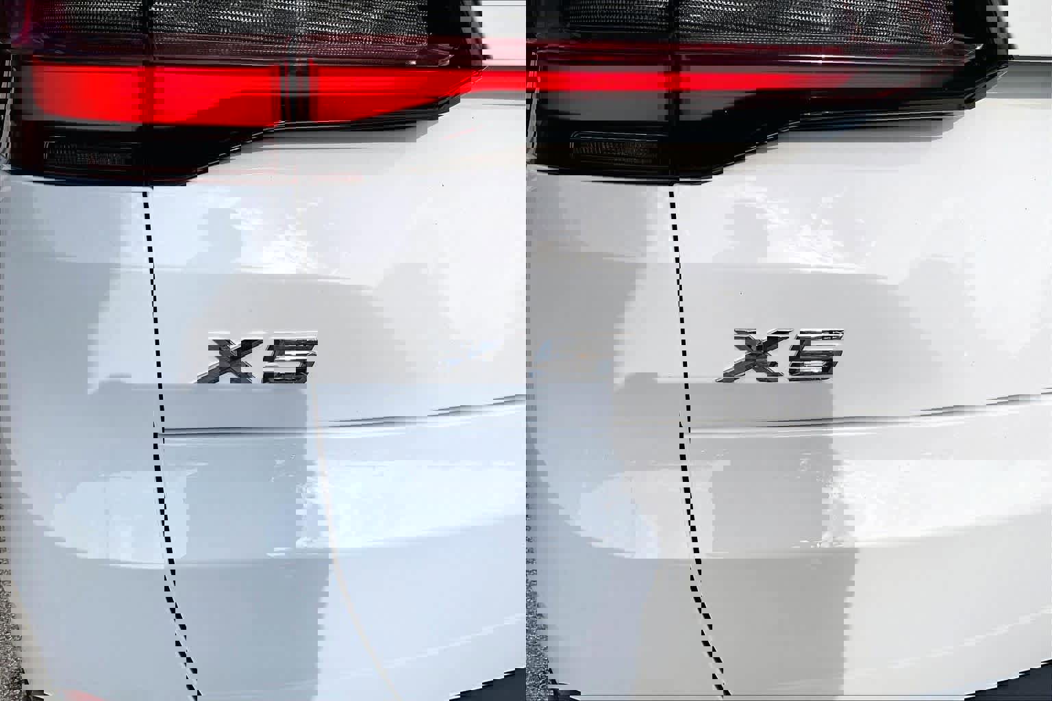 Certified 2023 BMW X5 xDrive45e w/ Climate Comfort Package image 33