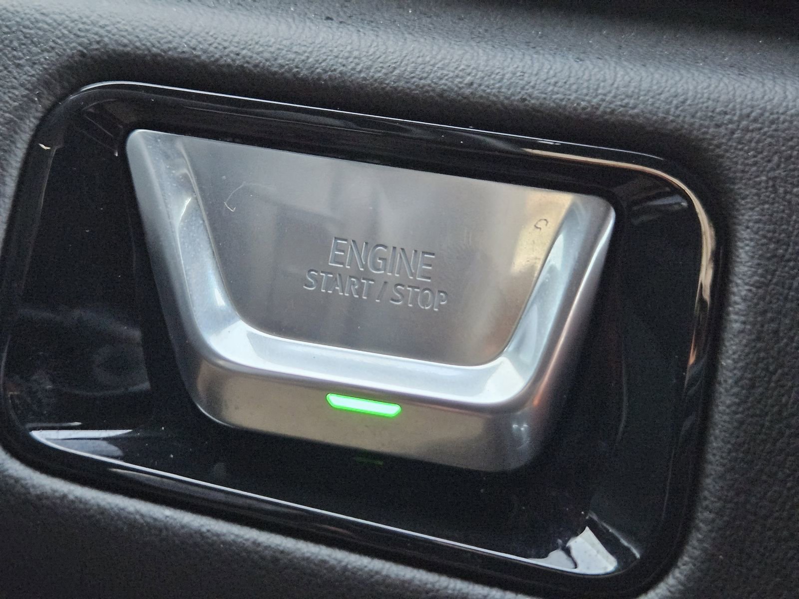 Used 2025 GMC Yukon Elevation AWD/4WD image 21
