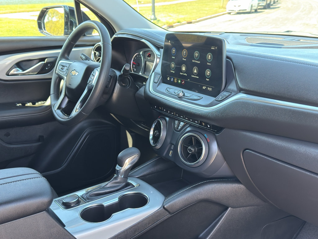 Used 2025 Chevrolet Blazer LT AWD/4WD image 27