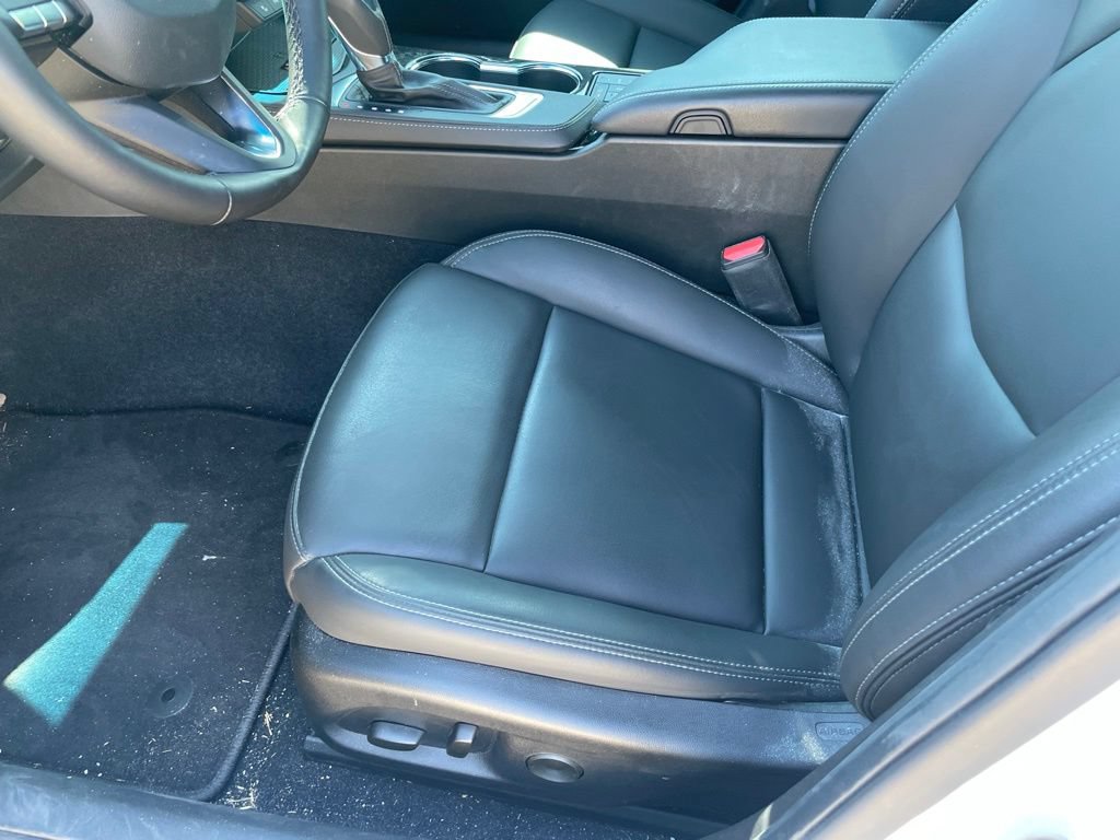Used 2026 Cadillac CT4 Luxury RWD image 9