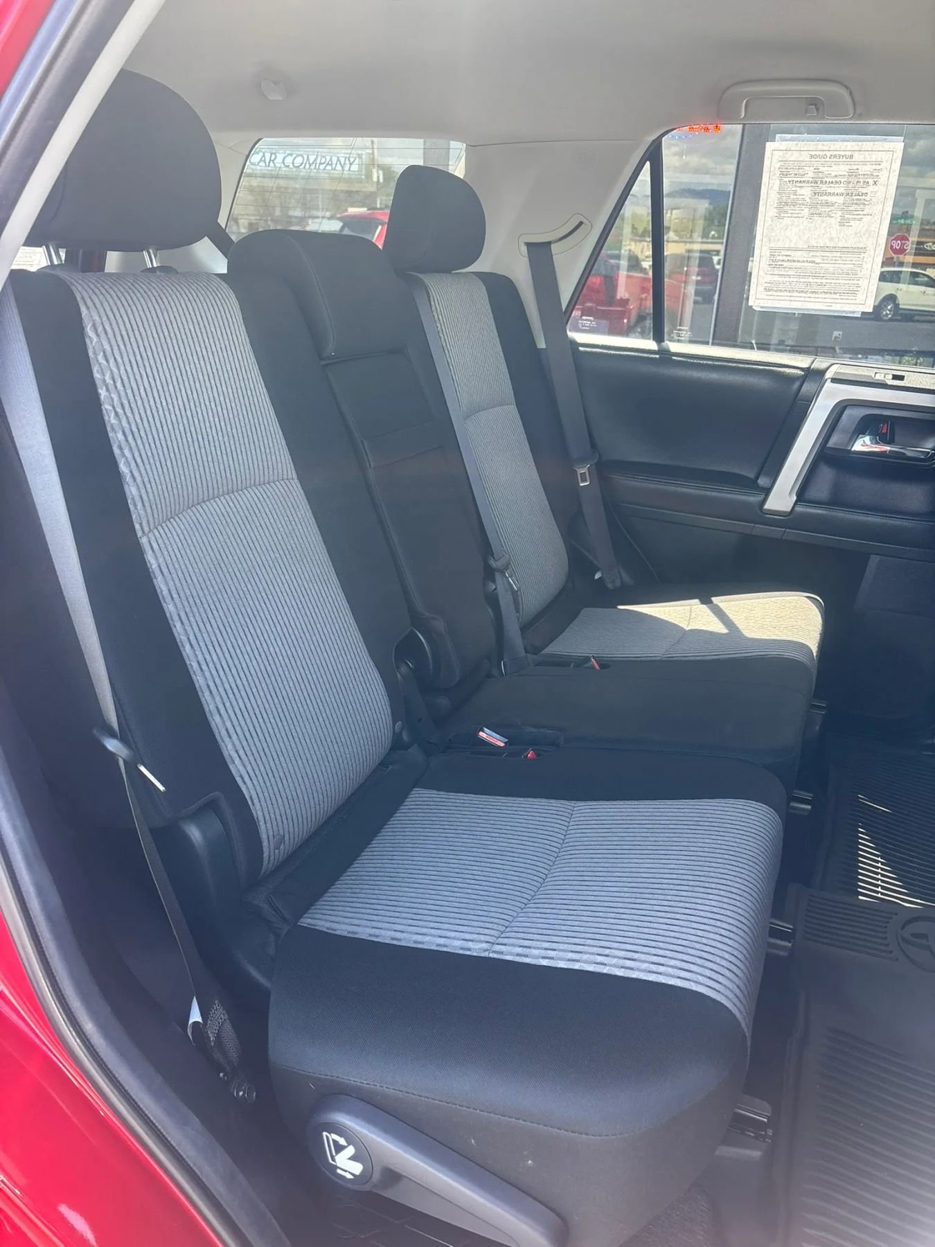 Used 2020 Toyota 4Runner SR5 AWD/4WD image 21
