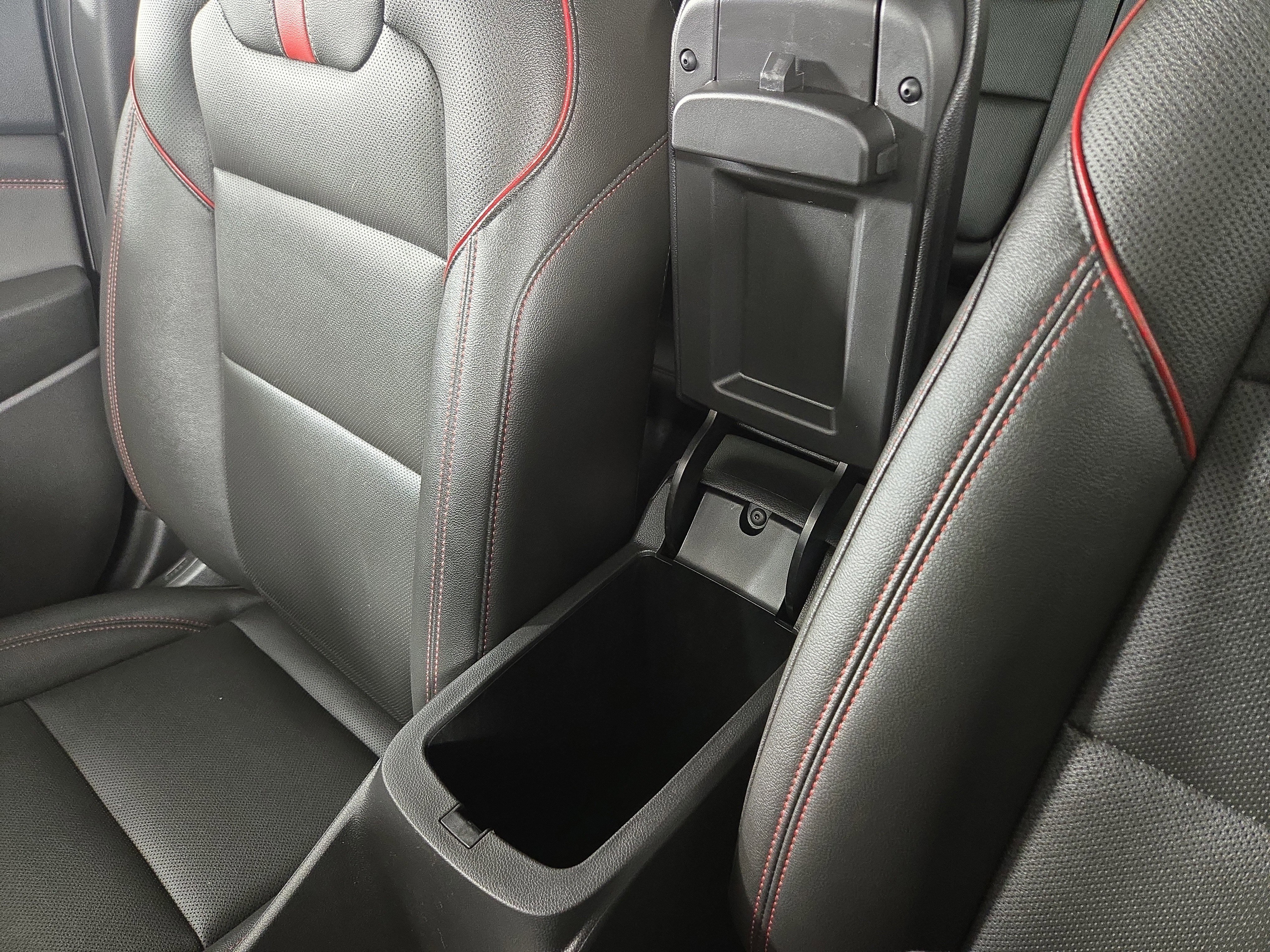 Certified 2025 Chevrolet Trax RS image 27