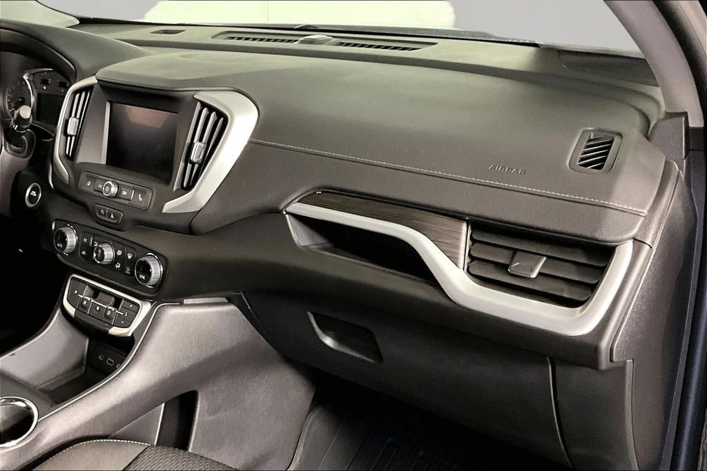 Used 2024 GMC Terrain SLE w/ Driver Convenience Package FWD image 25