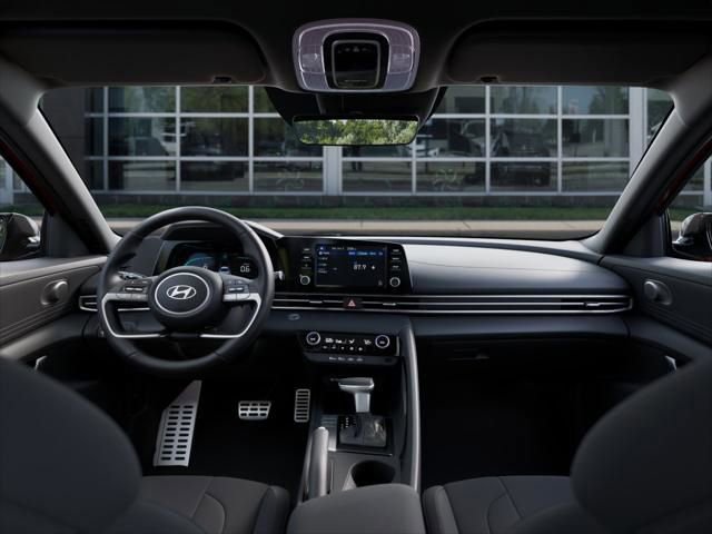 Used 2025 Hyundai Elantra Sport image 13