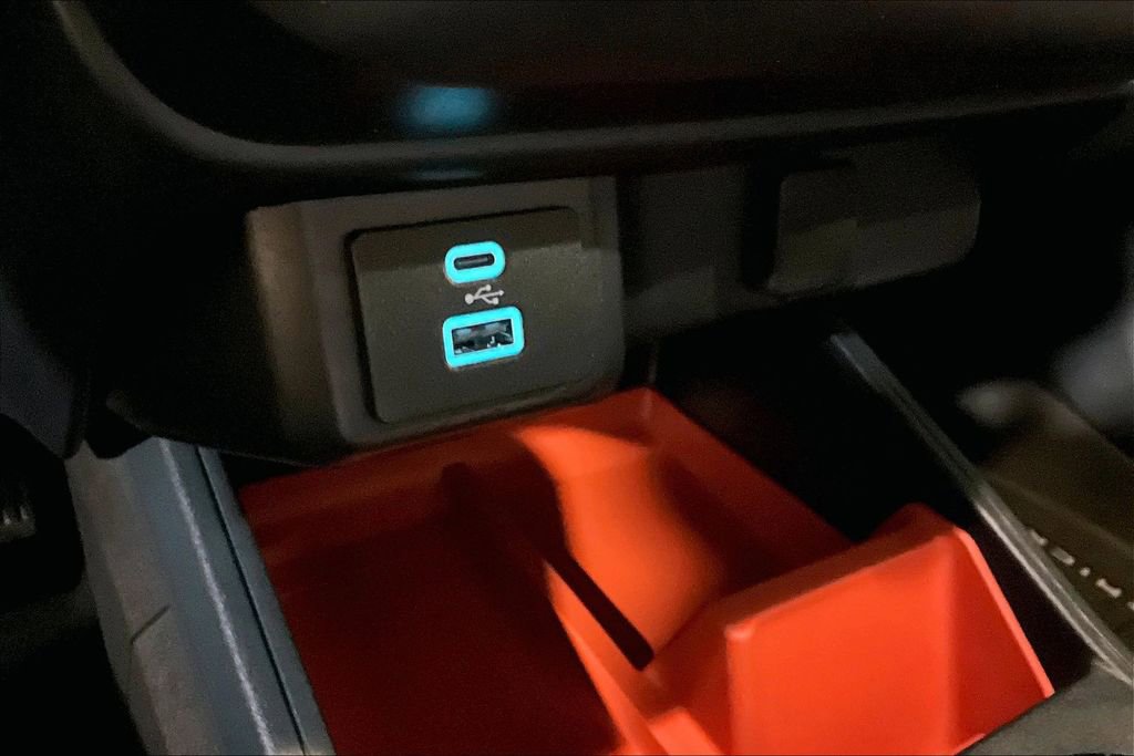 Certified 2024 Ford Maverick XLT w/ XLT Luxury Package image 24