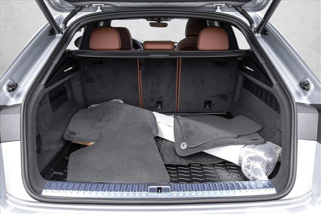New 2027 Audi Q8 Premium Plus AWD/4WD image 23