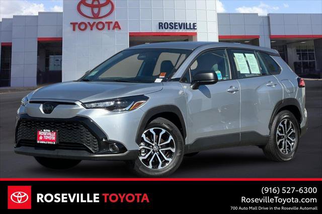 Certified 2025 Toyota Corolla Cross AWD Hybrid image 1