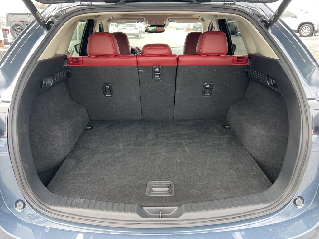 Used 2023 MAZDA CX-5 Carbon Edition image 14