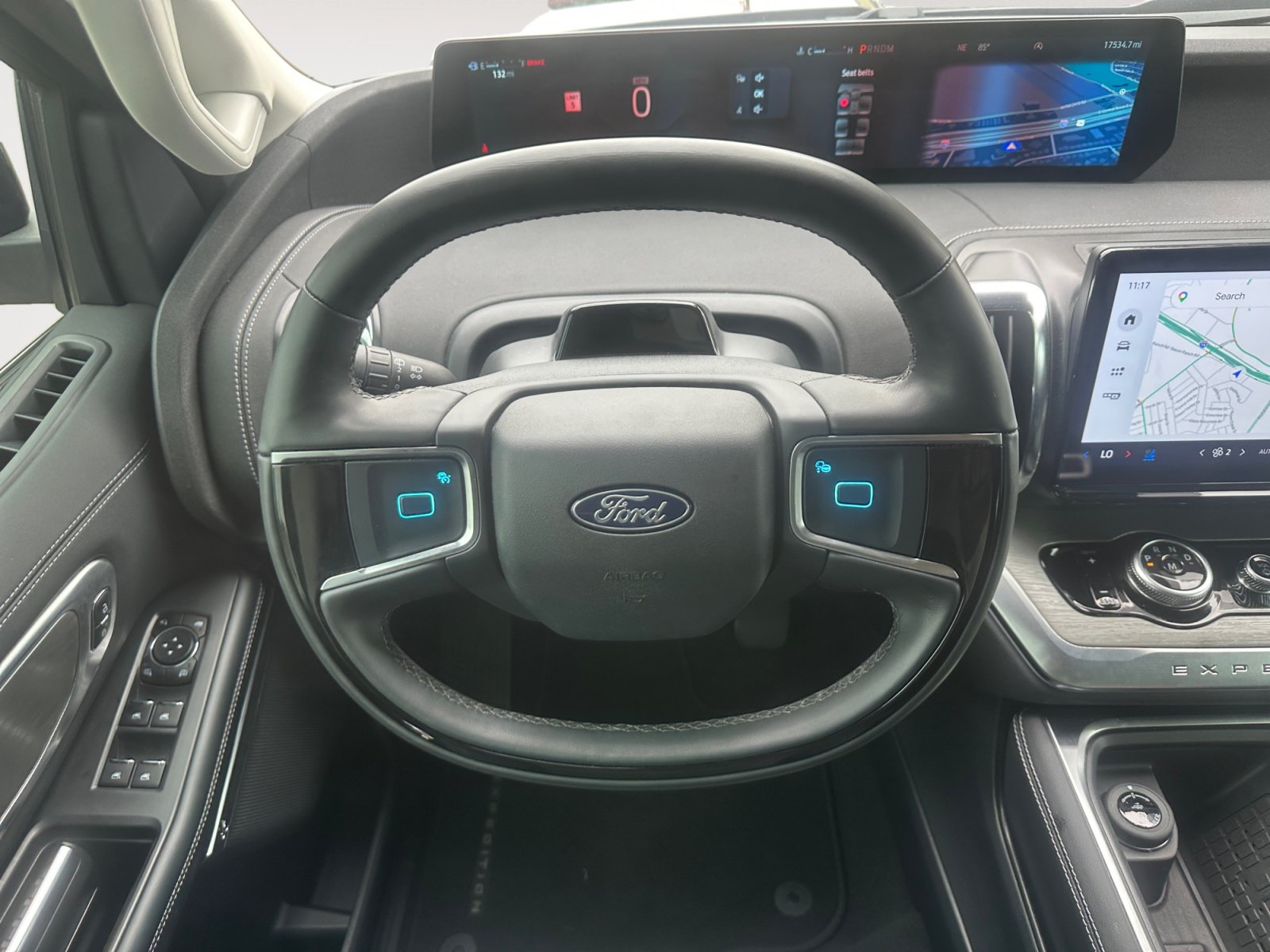Used 2025 Ford Expedition Max Platinum w/ Driver's Package AWD/4WD image 13