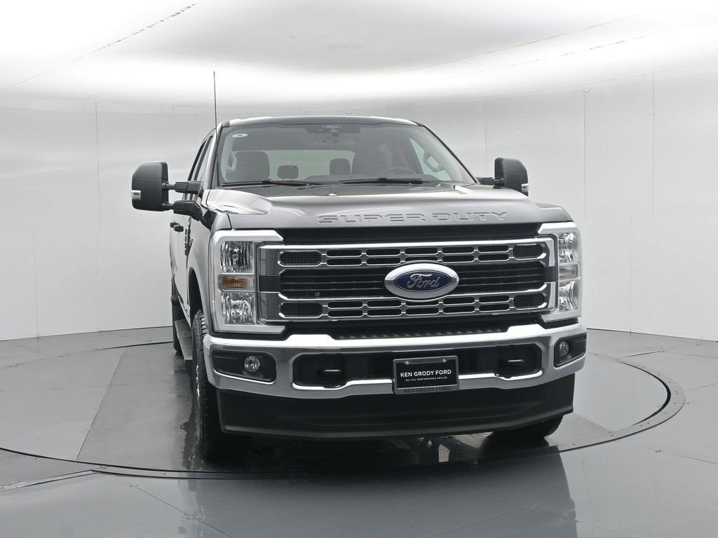 New 2026 Ford F250 XLT w/ FX4 Off-Road Package image 24