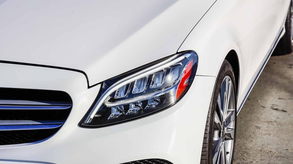 Used 2019 Mercedes-Benz C 300 Sedan image 5