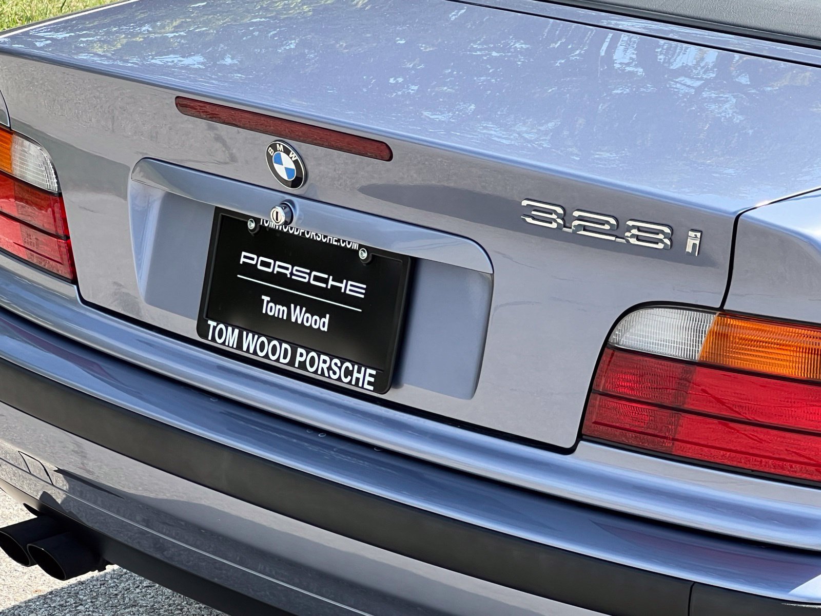Used 1996 BMW 328i Convertible RWD image 10