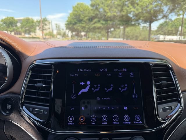 Used 2021 Jeep Grand Cherokee Summit w/ Platinum Series Group AWD/4WD image 18