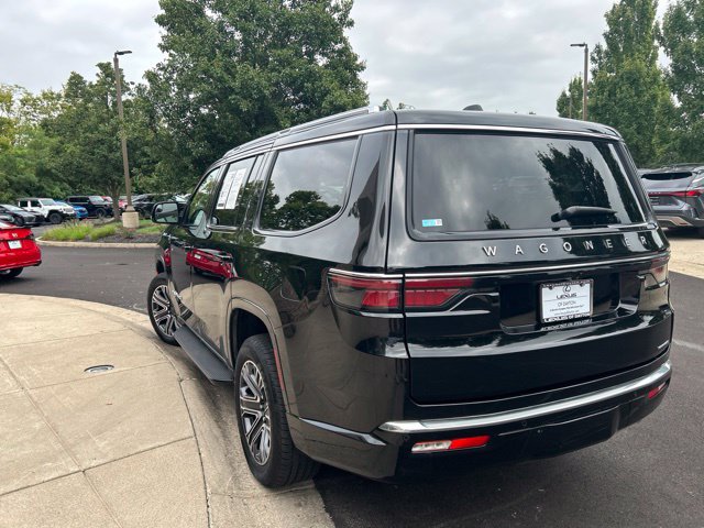 Used 2024 Jeep Wagoneer Series II w/ Flexible Seating Group AWD/4WD image 5