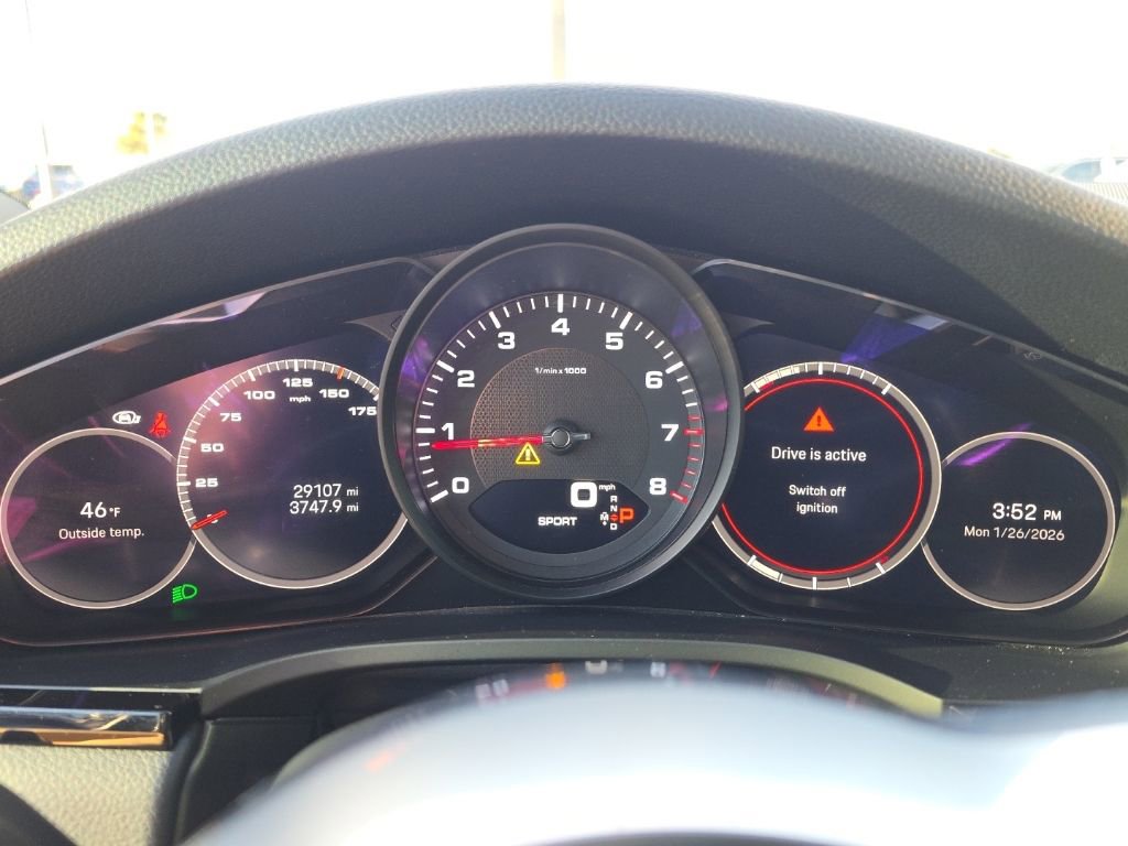 Used 2023 Porsche Cayenne Platinum Edition image 15