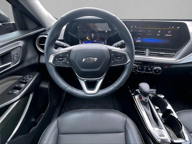 Used 2024 Chevrolet Trax ACTIV FWD image 7