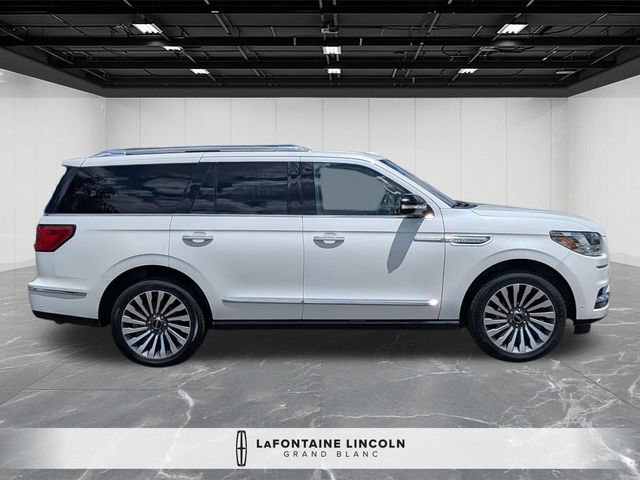 Used 2020 Lincoln Navigator Reserve w/ Luxury Package AWD/4WD image 6