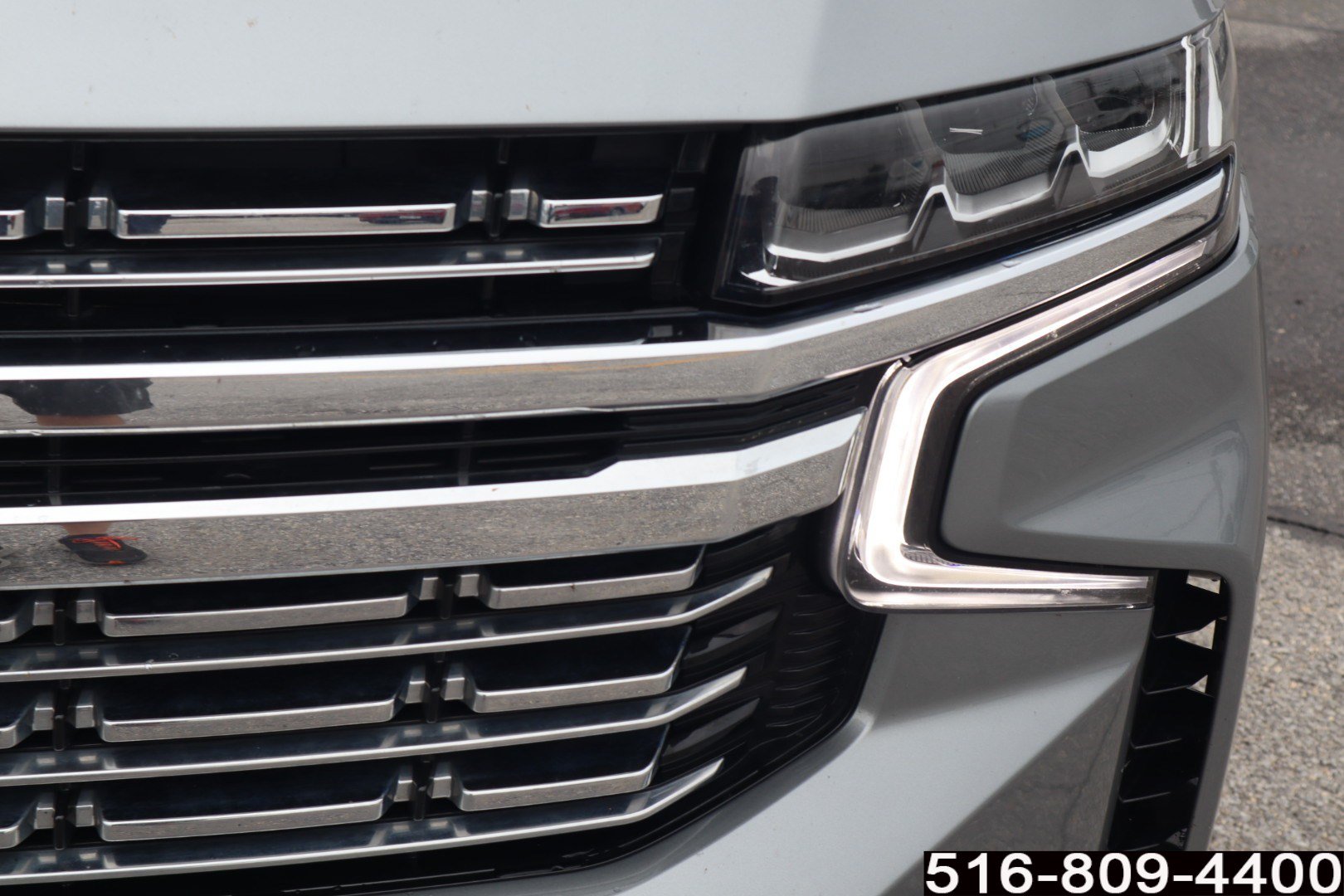 Used 2023 Chevrolet Suburban Premier AWD/4WD image 11