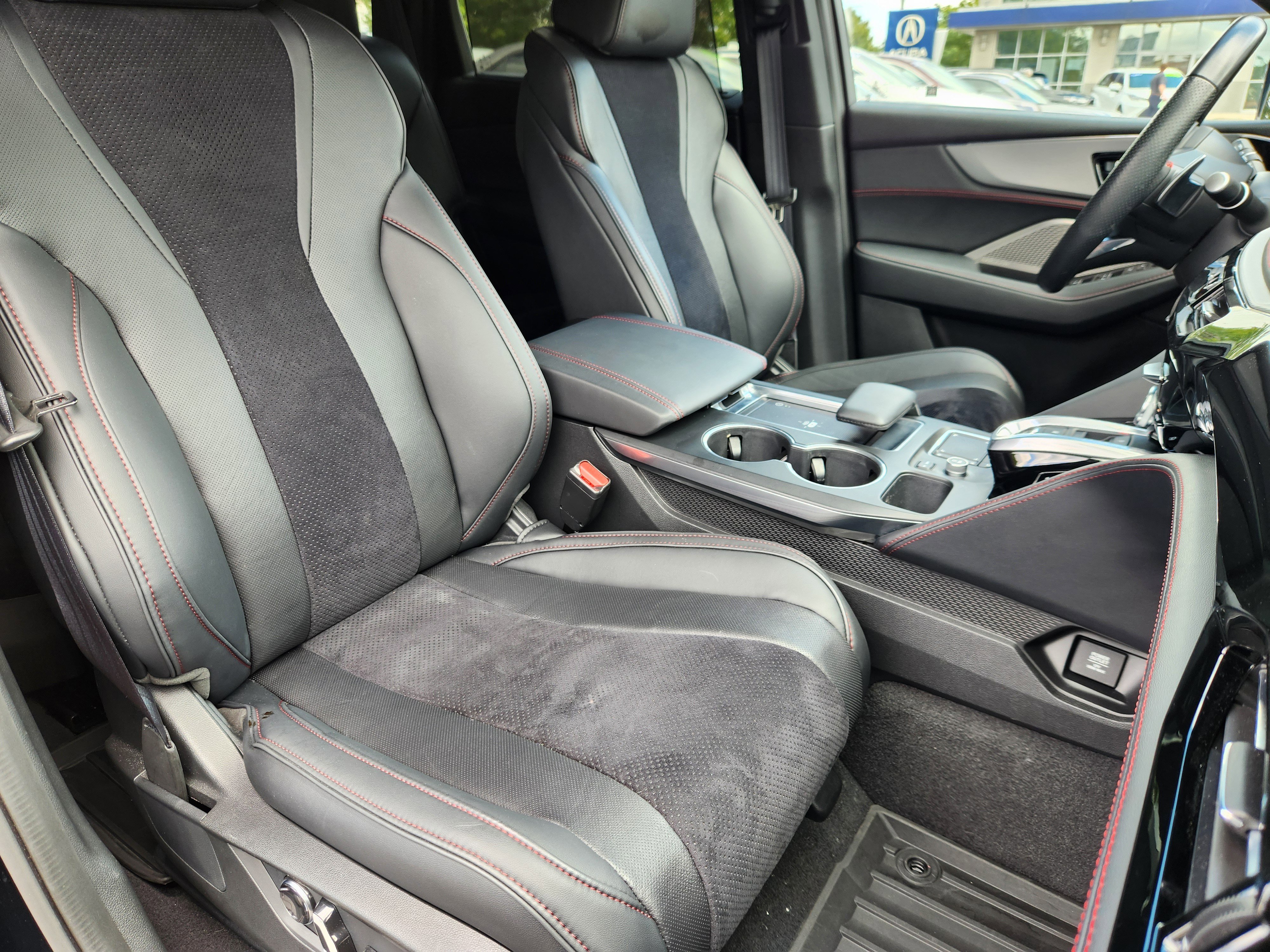 Used 2023 Acura MDX A-Spec image 15