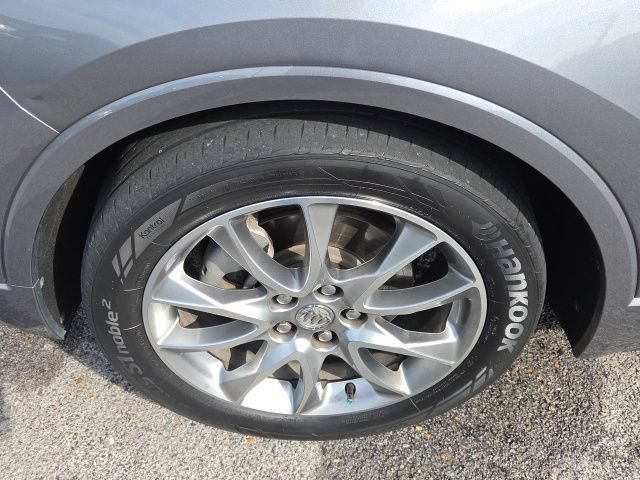 Used 2020 Buick Envision Essence w/ Experience Buick Package FWD image 39