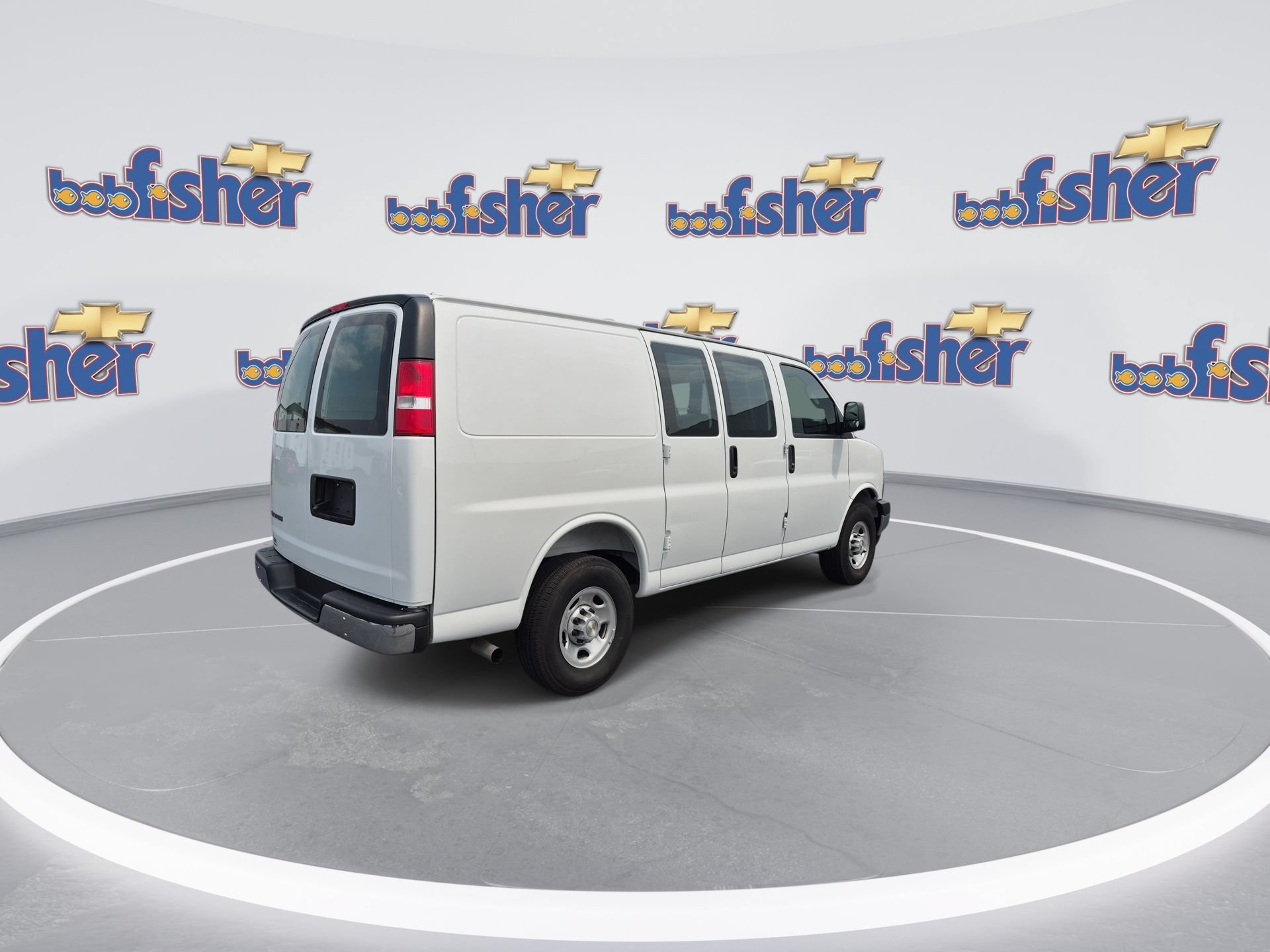 Used 2025 Chevrolet Express 2500 w/ Driver Convenience Package RWD image 8