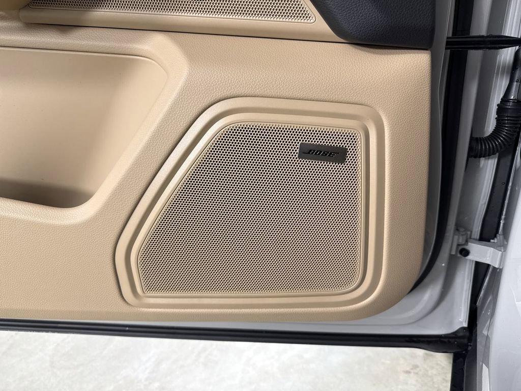 New 2026 Porsche Macan AWD/4WD image 35