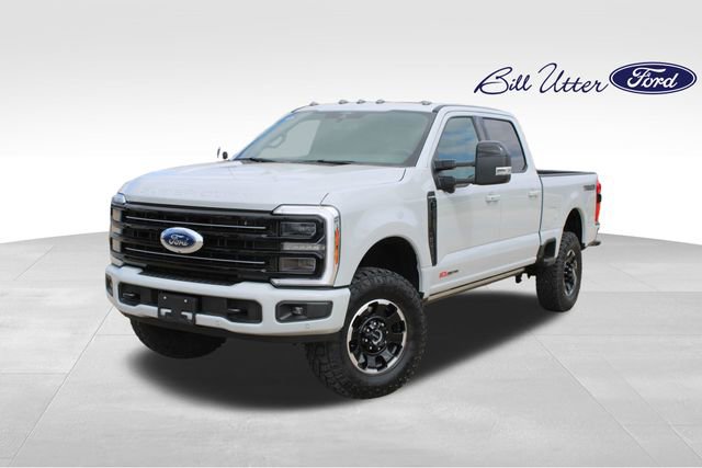 Used 2026 Ford F350 Platinum w/ Tremor Off-Road Package image 1