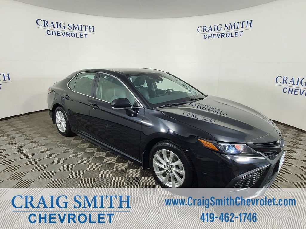 Used 2023 Toyota Camry SE FWD image 7