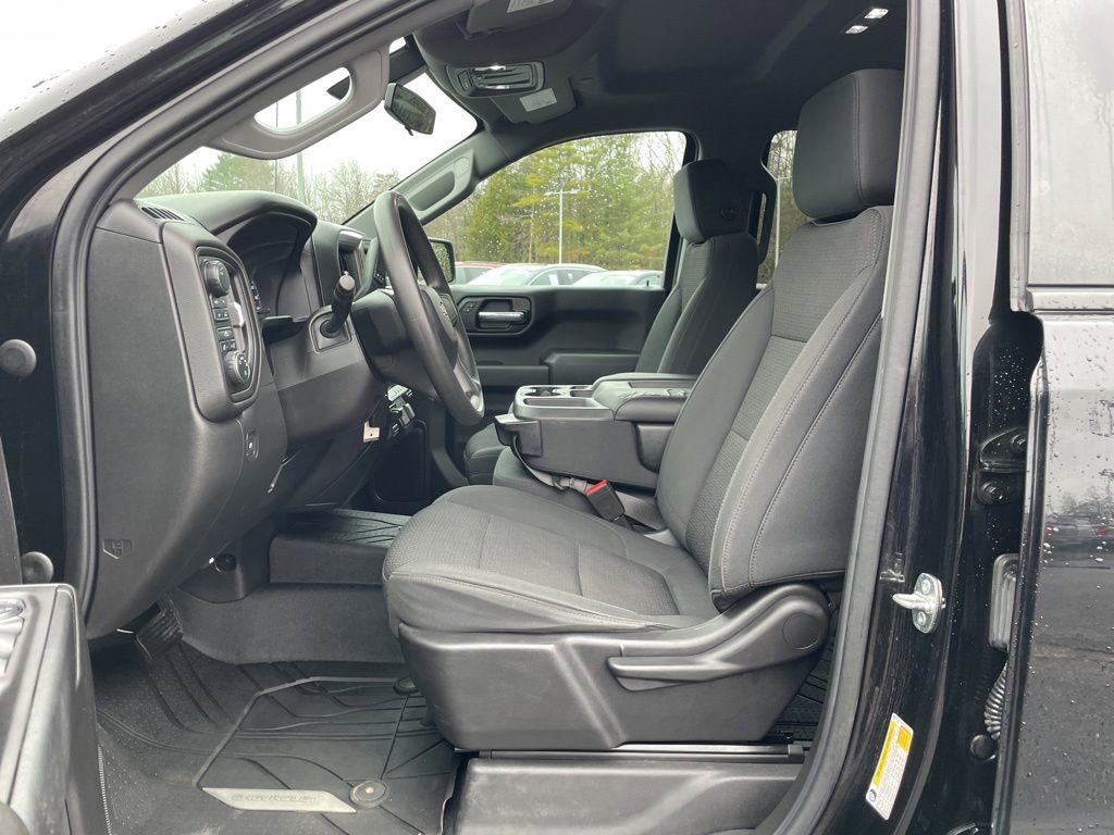 Used 2020 Chevrolet Silverado 1500 Custom w/ Custom Value Package image 25