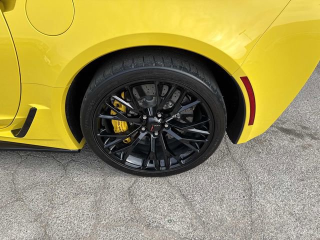 Used 2016 Chevrolet Corvette Z06 w/ 3LZ Preferred Equipment Group image 33