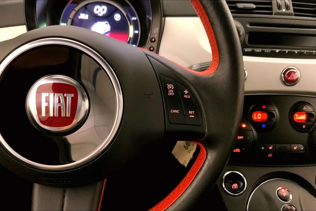 Used 2014 FIAT 500 e FWD image 18