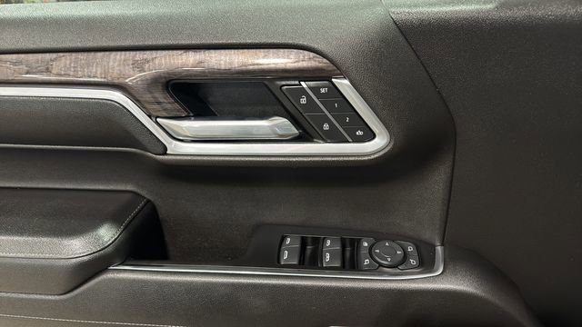 Used 2022 Chevrolet Silverado 1500 LTZ w/ Technology Package image 19