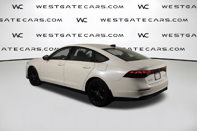 Used 2025 Honda Accord SE image 39