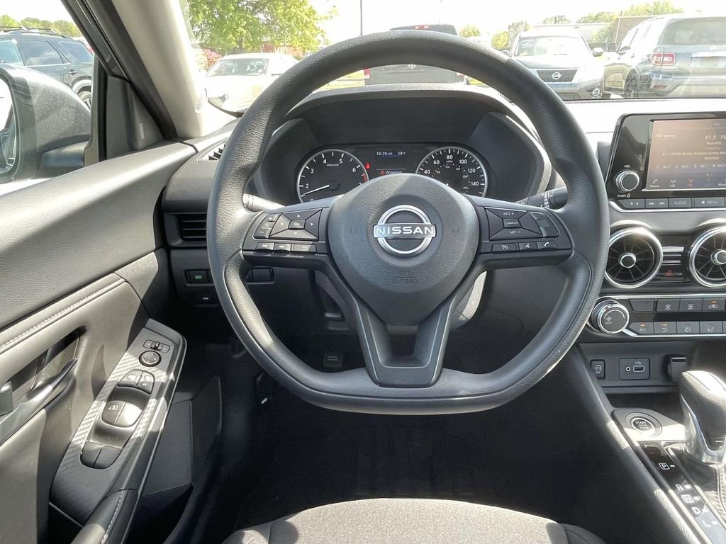 Used 2025 Nissan Sentra S image 12