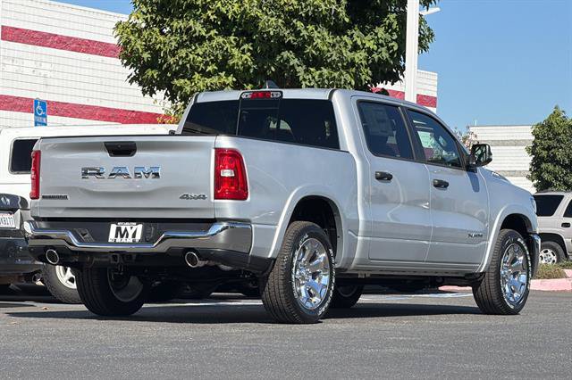 New 2026 RAM 1500 Big Horn AWD/4WD image 3