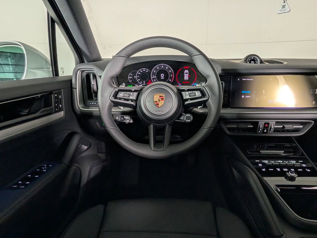 New 2026 Porsche Cayenne image 21